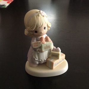 Precious Moments Mom figurine